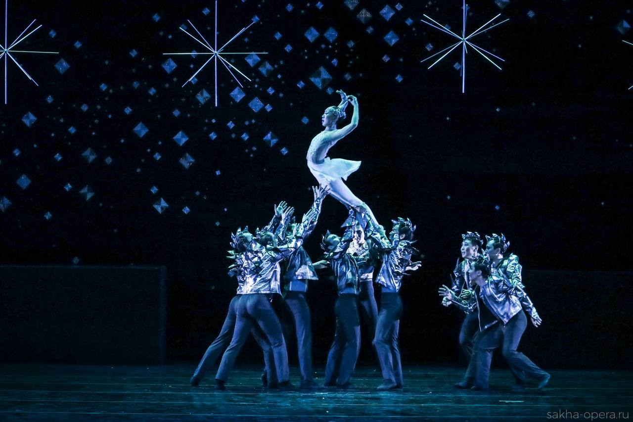 Триумф якутского балета «Сияющий камень» на фестивале «Золотая маска»: статья